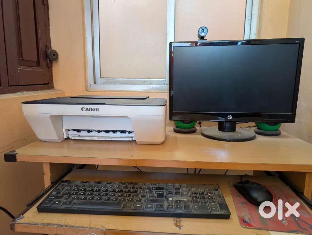 Computer with all accessories