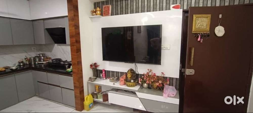 FURNISHED 3BHK FLAT IN MAHALAXMI NAGAR FOR SALE