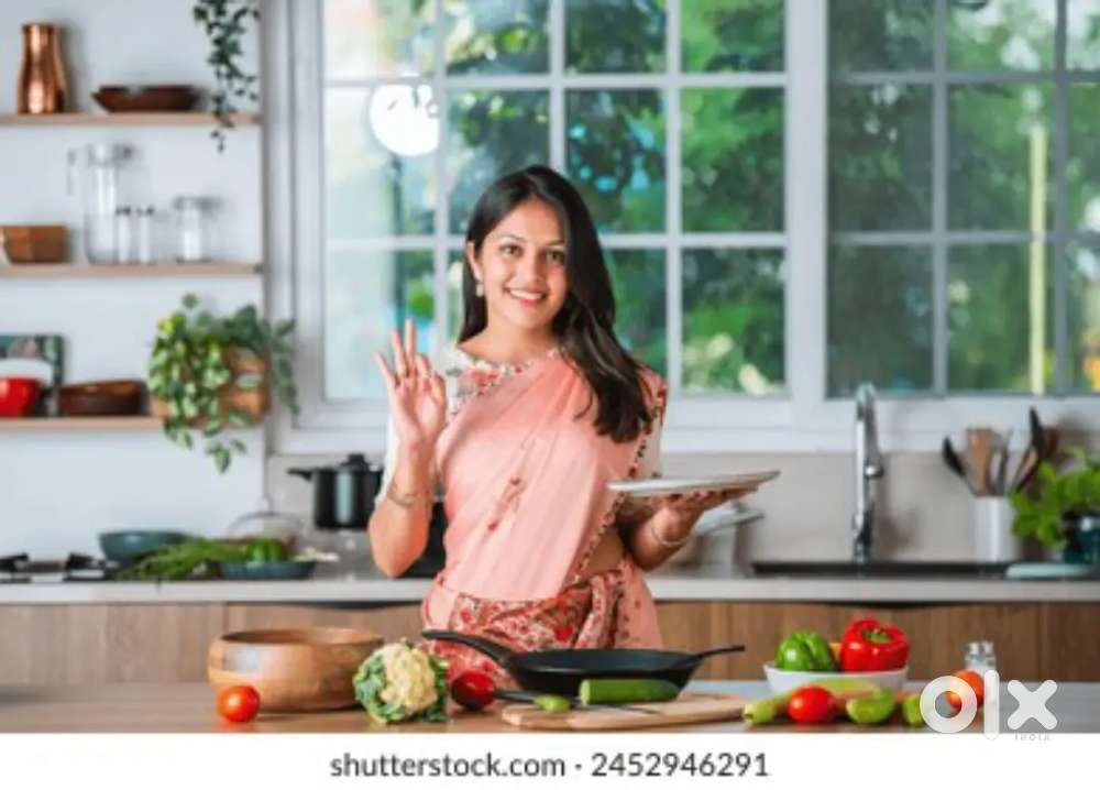 Shree foods kichan female कुक चाहिए
