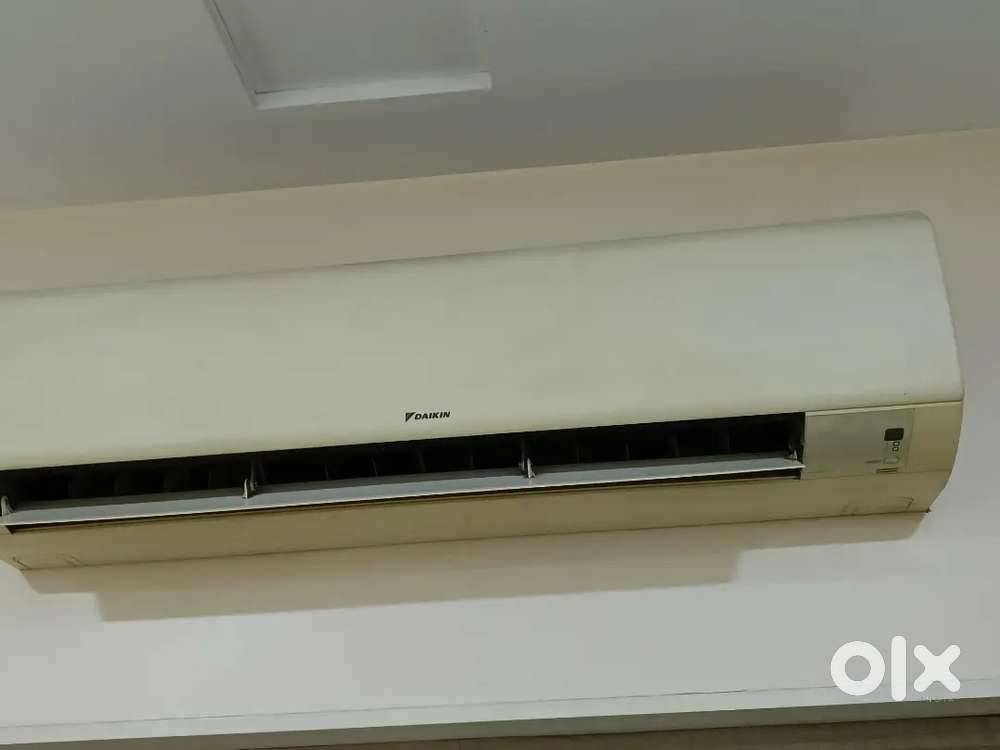 3 Daikin split Acs - 1.5ton / 1ton / 1ton