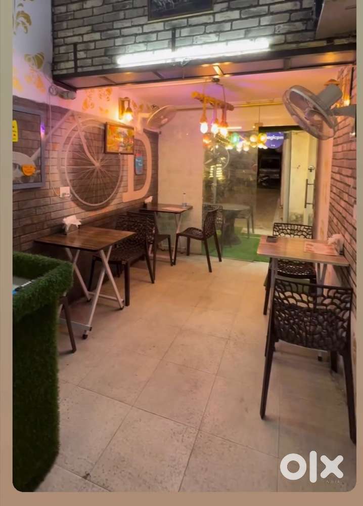 helper job for momo stall
