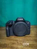 Canon R50 mirrorless camera