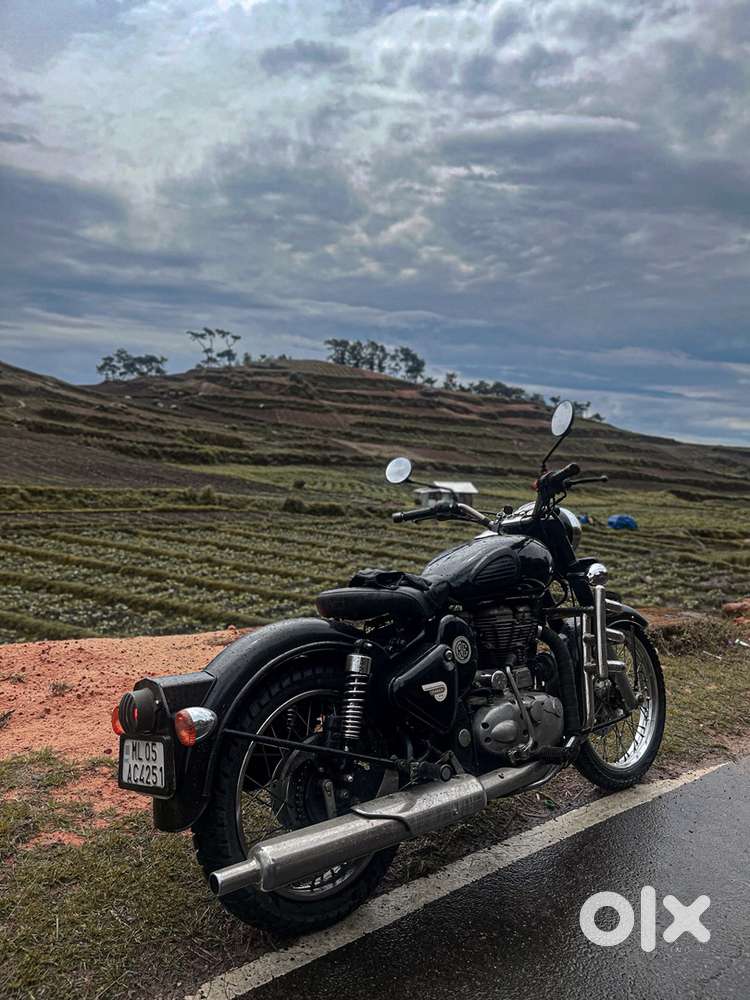 Royal Enfield Classic 350 (2017) - Black