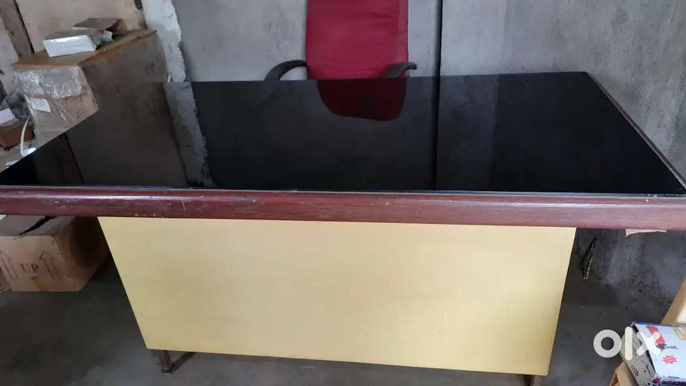 Office Table with revolving chair