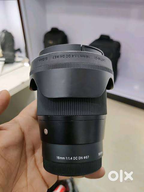 Sigma 16mm 1.4