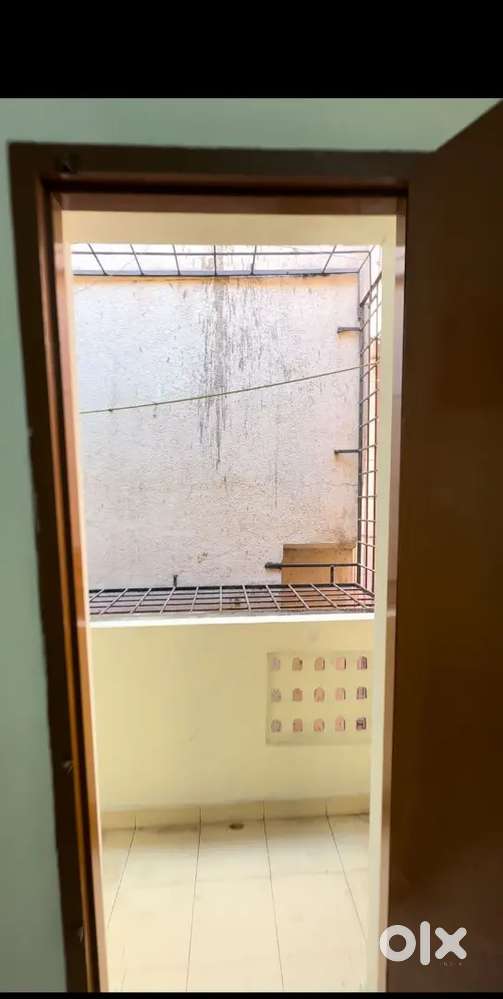 2BHK with Balcony on RENT FOR MUSLIMS