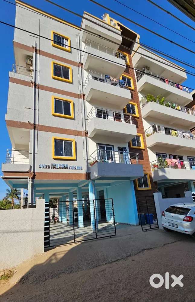 3 Bhk ready to move compact flat