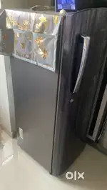 Samsung 5 star fridge.. 212 ltr