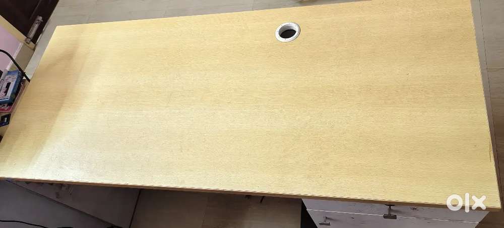 Office table for sale
