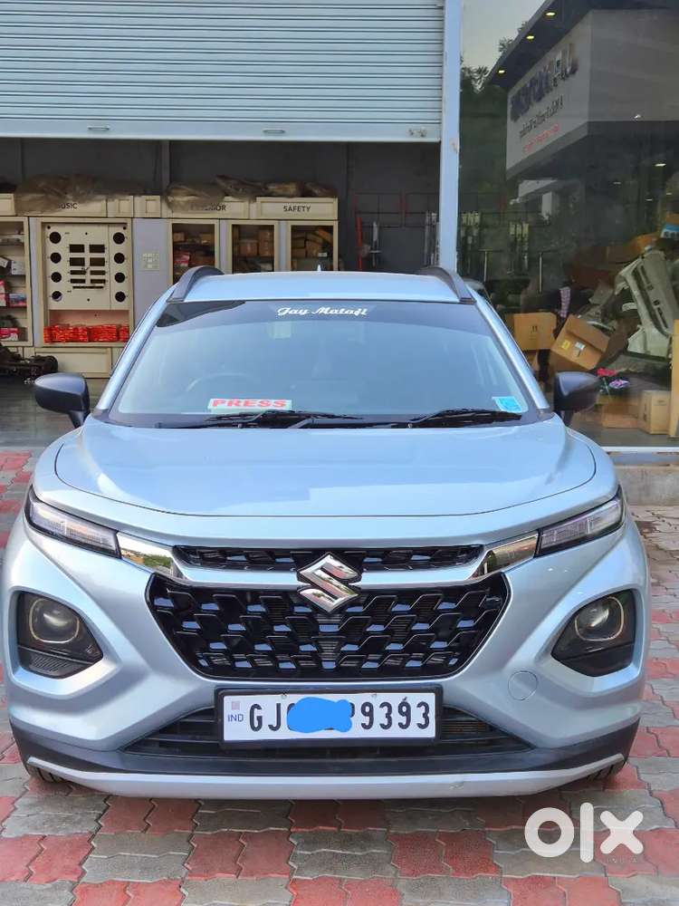 9 month Fronx 2025 CNG & Hybrids 13000 Km Driven