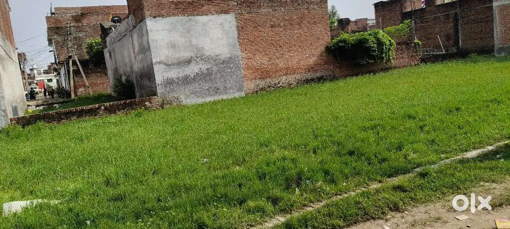 Plot for sale very prime location