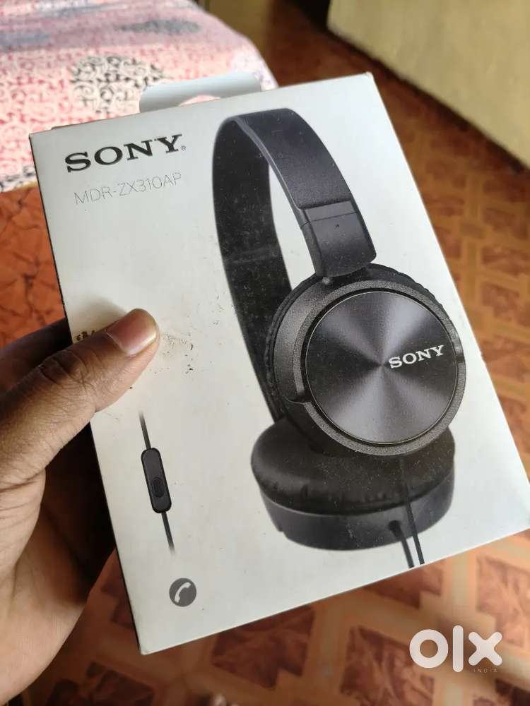 Sony wired headphones