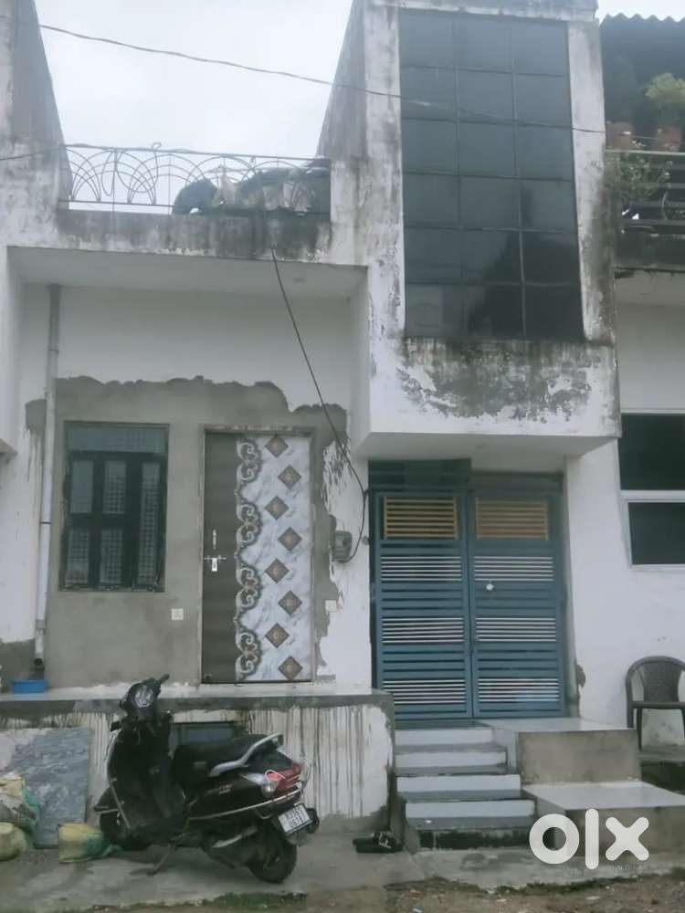 SEPRATE HOUSE FOR RENT