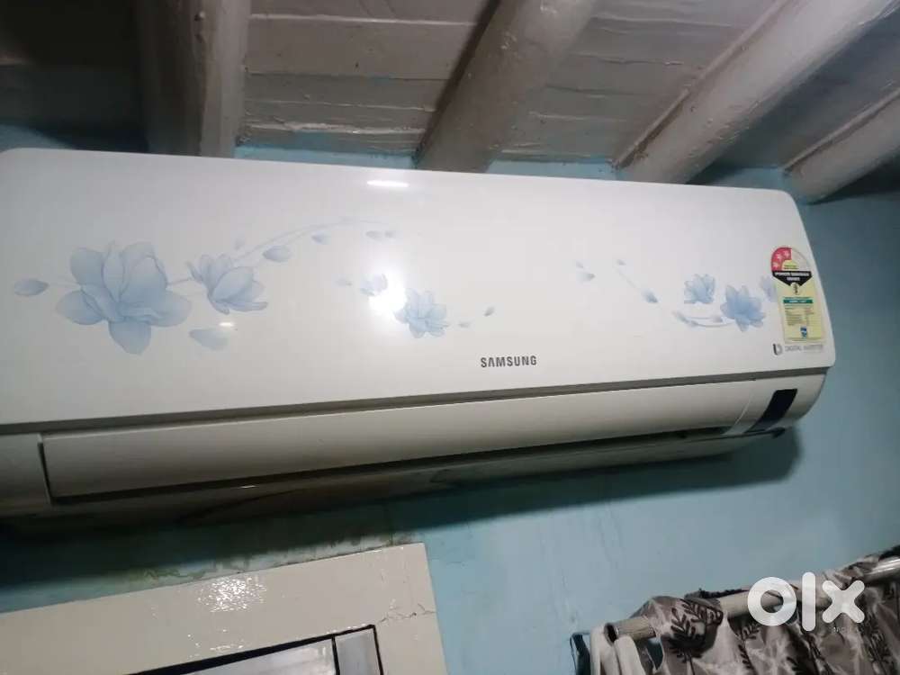SAMSUNG 1.5 TON AC TOP CONDITION..