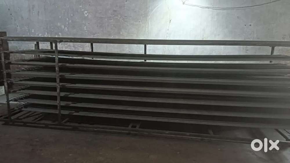 Powder coating. ( 9 baje se rat 7 baje tak )