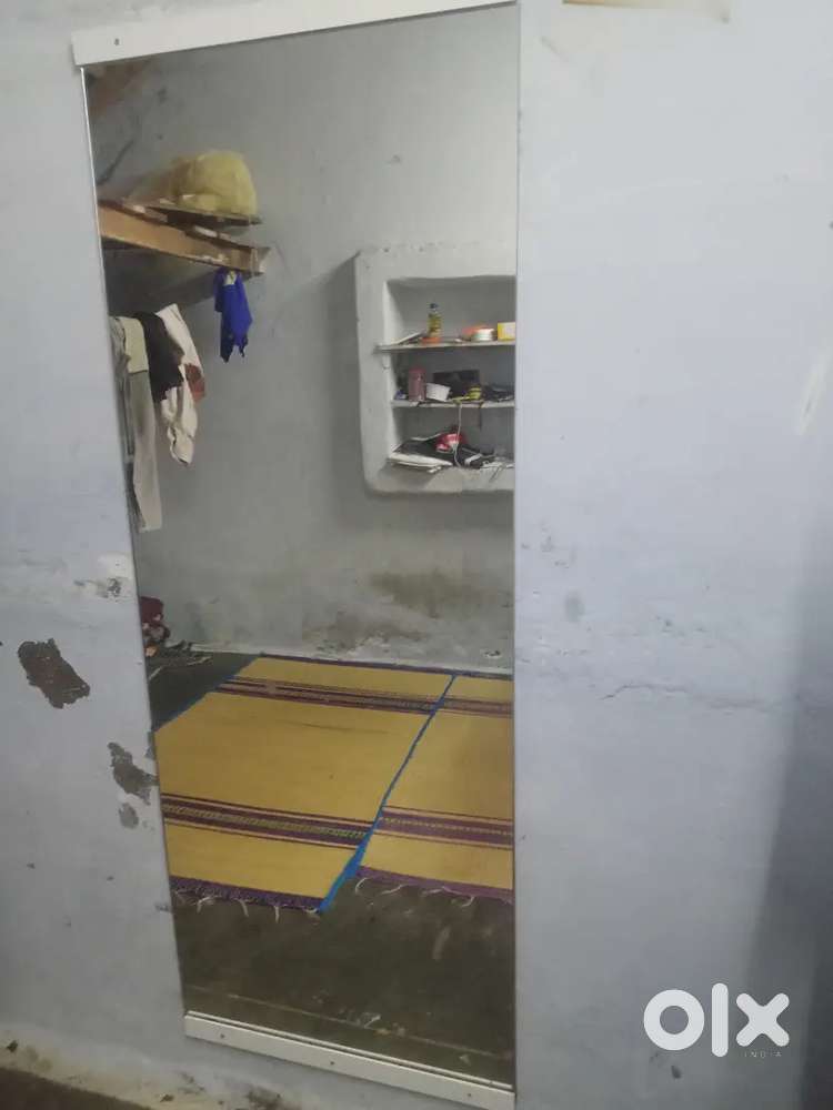 Wall mirror 700mm ×6 feet height