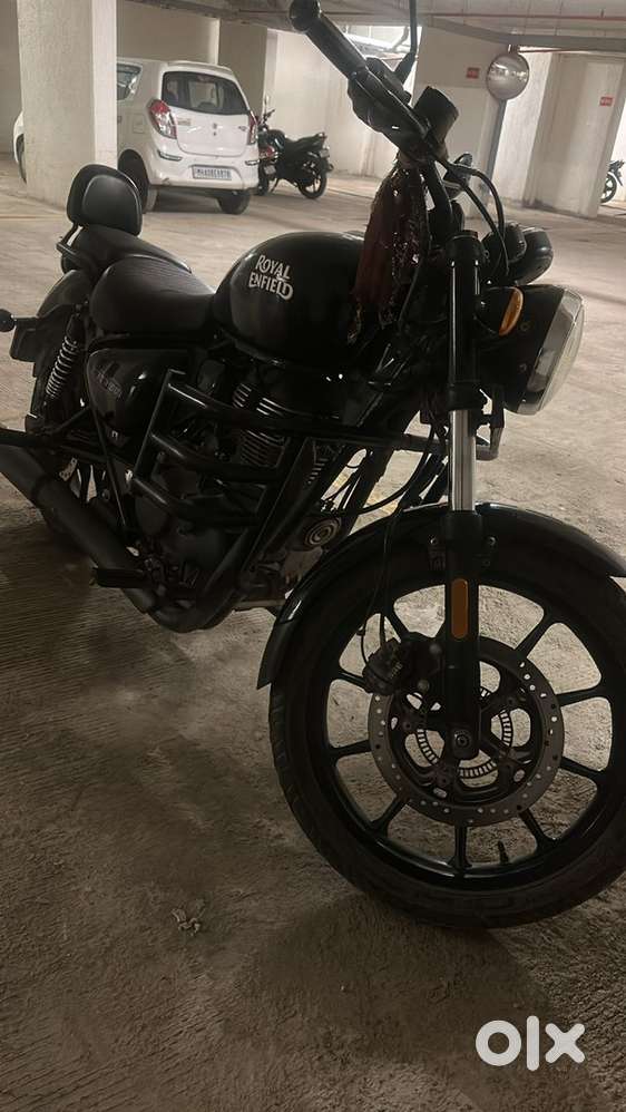 Royal enfield meteor 350