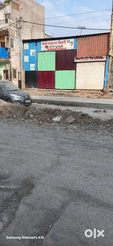 3 shaandar location ki property urgent sale karna hai, fayeda ka sauda