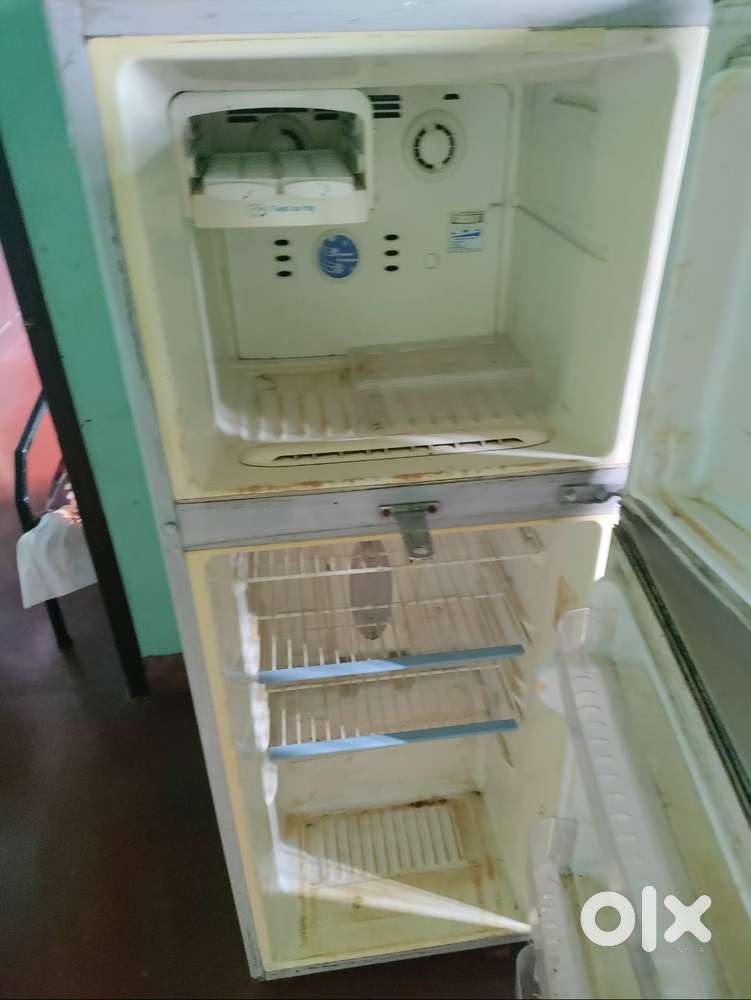 Double door Fridge
