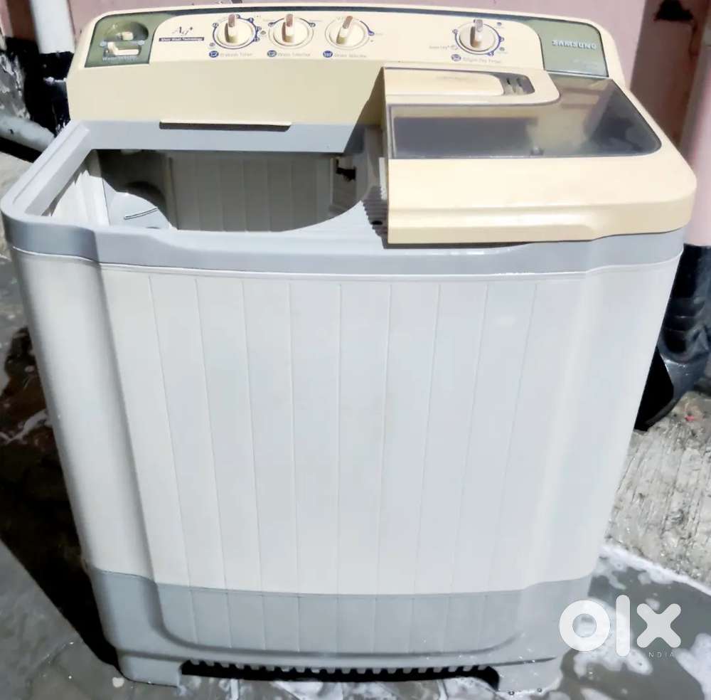 SAMSUNG WASHING MACHINE 8 KG