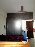 2bh flat in krishna nagar