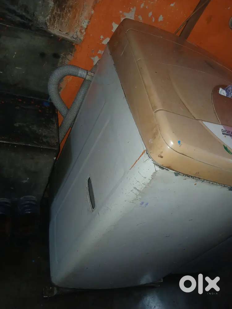 10 year old washing machine working