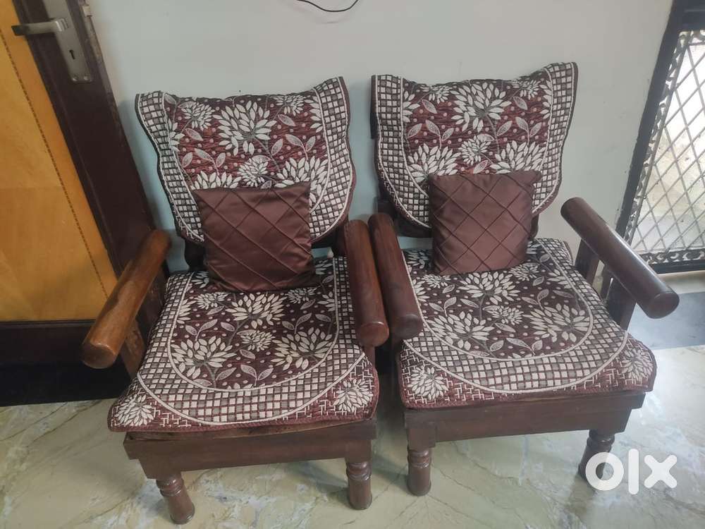Sagwan wood sofa