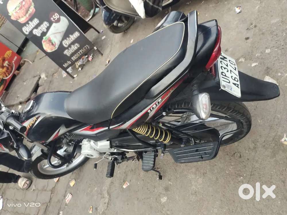 Bajaj Platina 2022