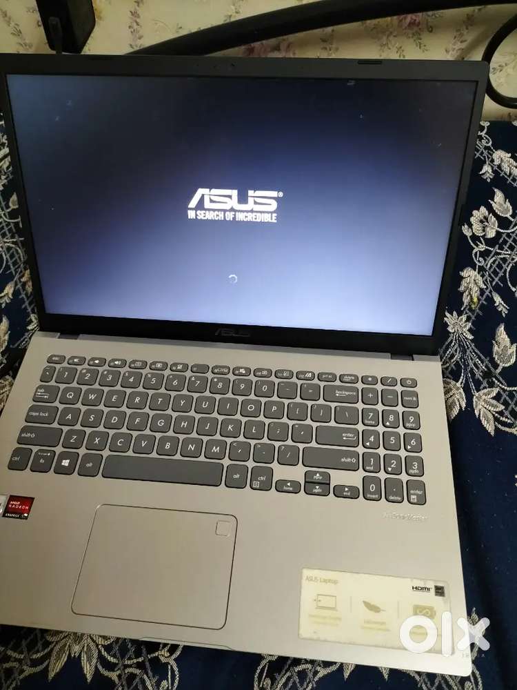 ASUS LAPTOP (Athlon silver)