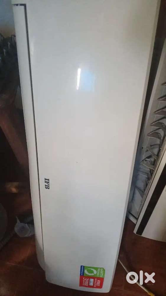 Used air condittioner, and service
