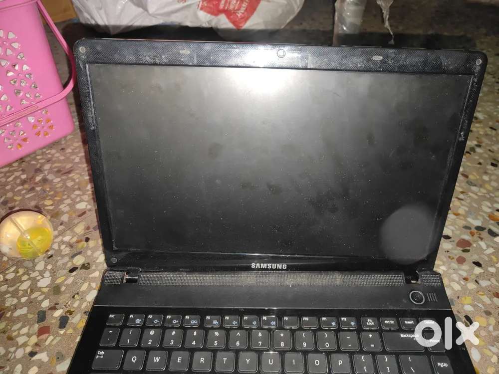 Samsung laptop not working But displace good