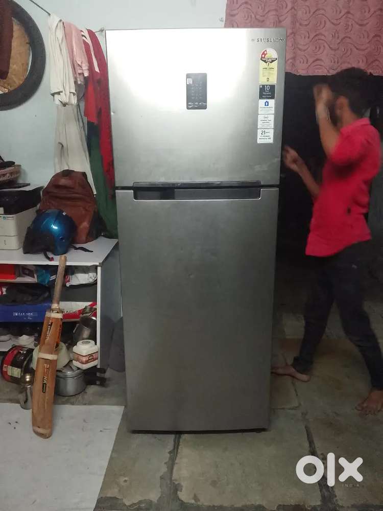 Fridge 324liters samsung