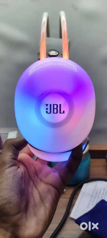 JBL BT 500 Wireless Headphones with RGB Lights & Deep Bass – ₹2,999
