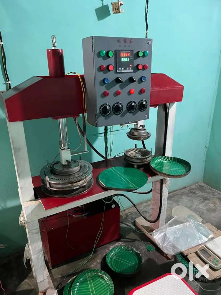 Paper plate making machine