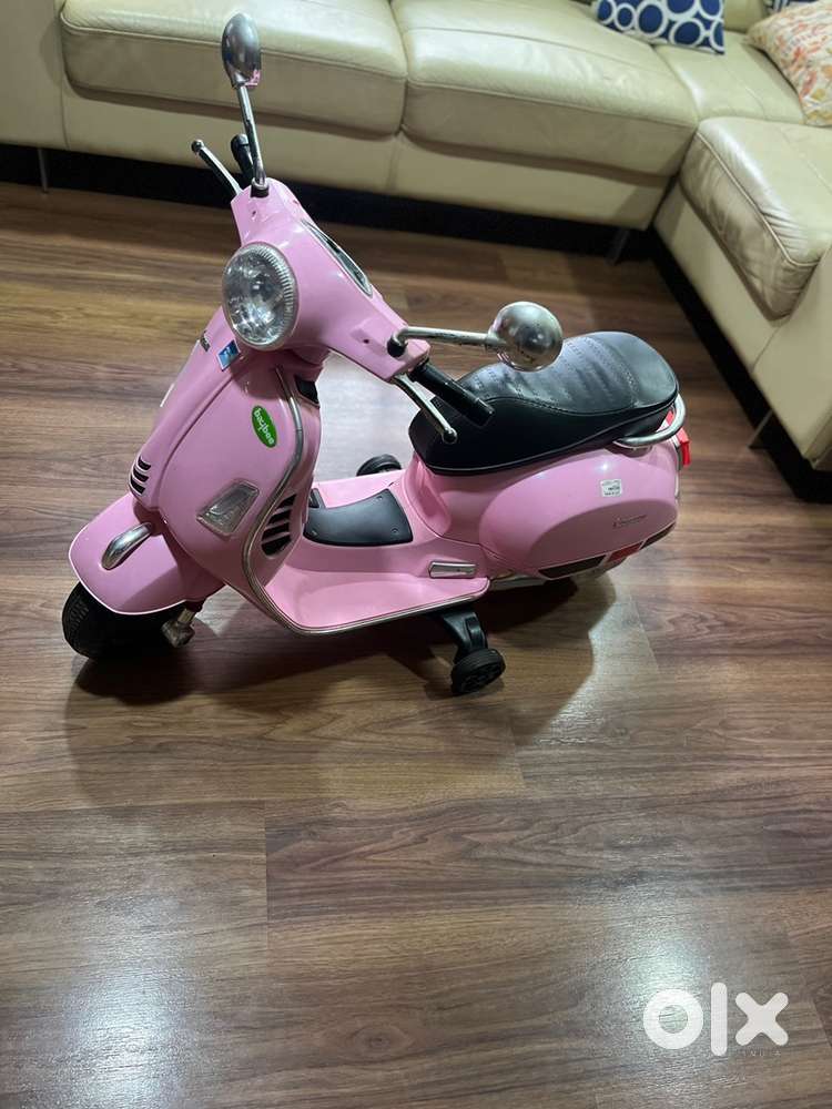 Kids Battery operated scooter
