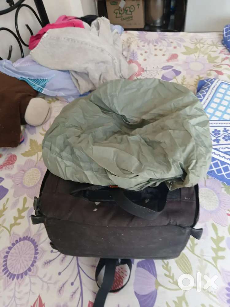 Lowepro camera bag aw350