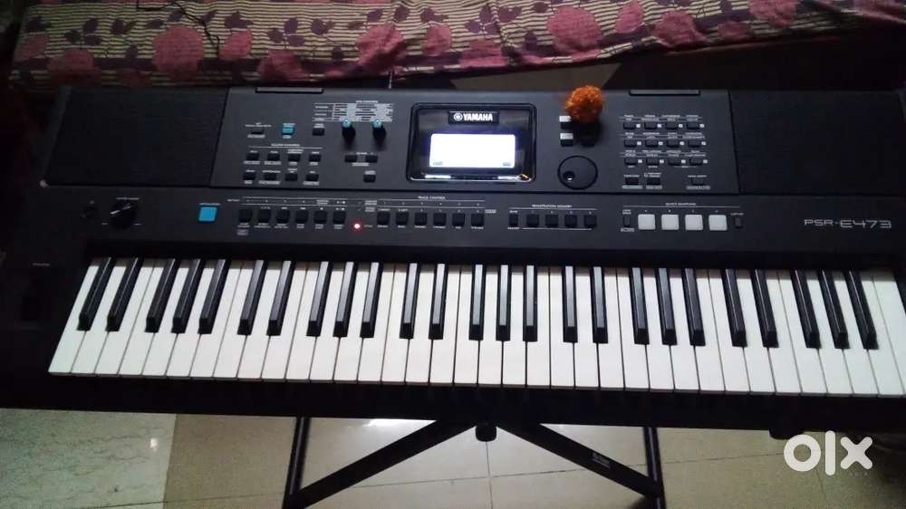 Yamaha PSR-E473