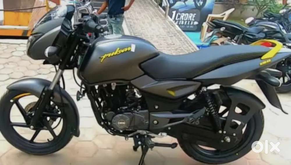 Pulsar-150 Neon