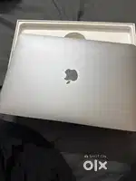 Macbook pro 13 inch  touch bar