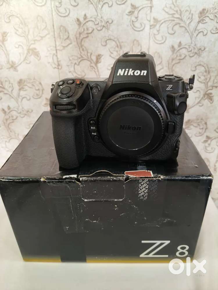 Sale Nikon z8 body 2 battery charger 9 month wranty bill box