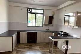 Independent Mahanagar Flat for Sale