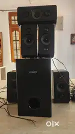 Phillips Home theatre speakers and sub woofer