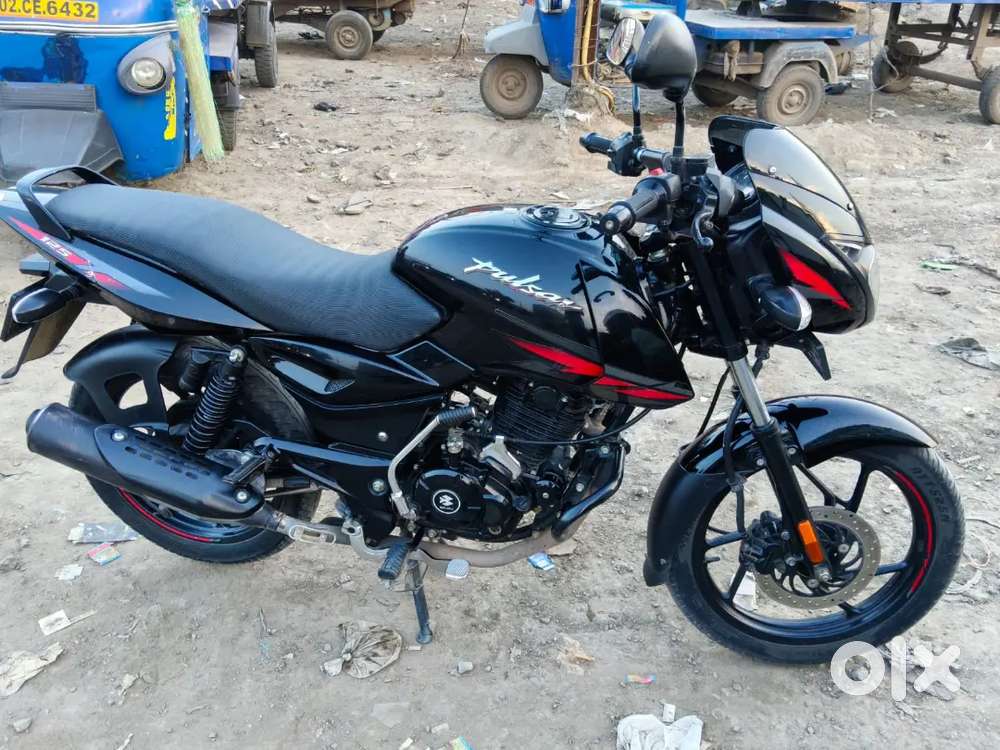 Bajaj palsar 125