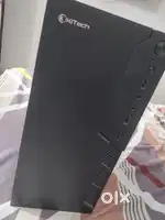 Computer case including power supply