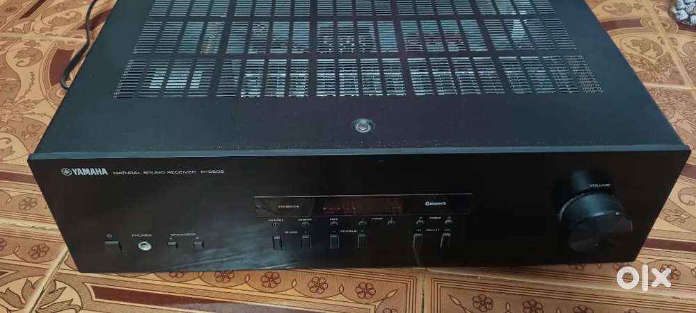 YAMAHA R S202 Natural sound Receiver Amplifier