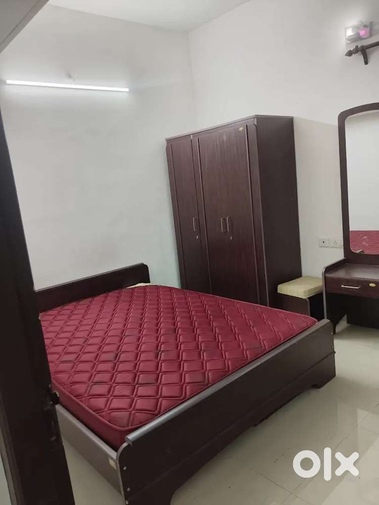 2 bhk semi furnished flat near East fort