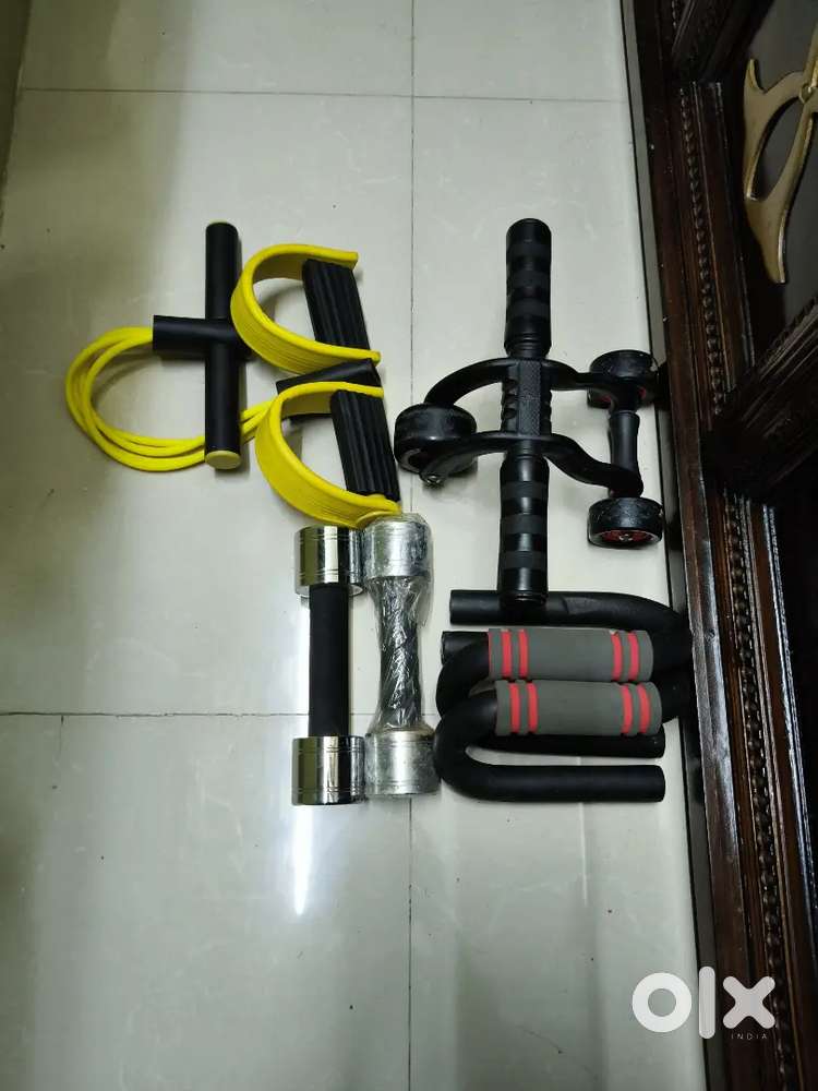 Pushup bar, 2 kg dumbell set, roller , peddle resistance band