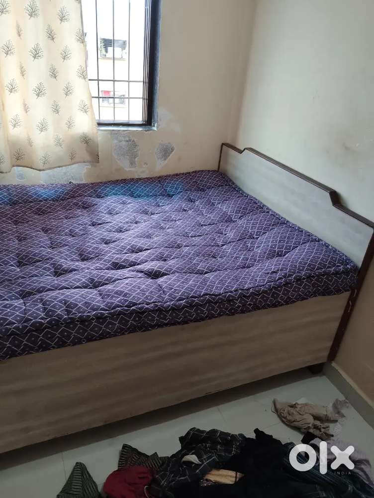 My bed and cupboard urgent sale