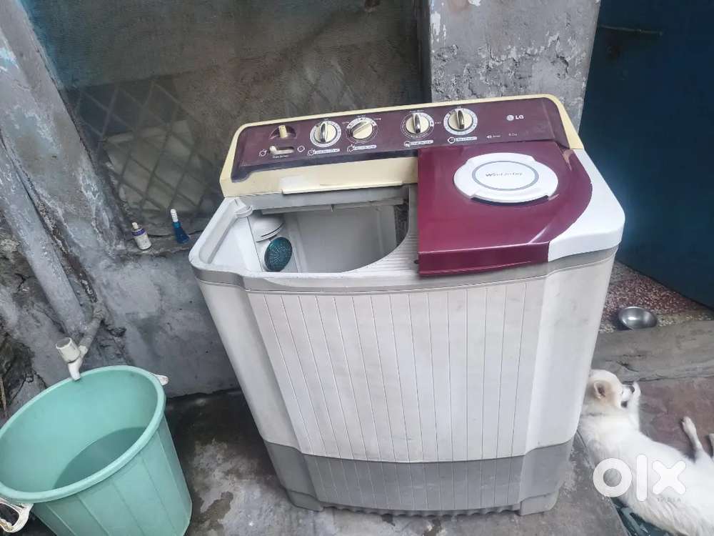 LG ki washing machine good condition good working 8 kg