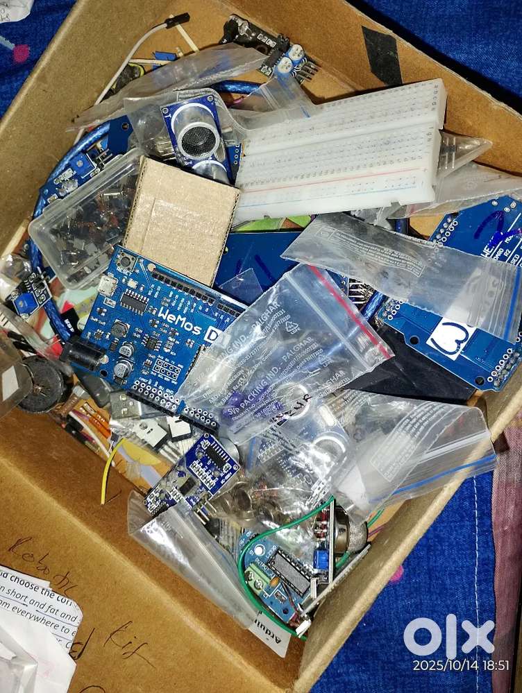 Robotic component arduino UNO heavy IR sensor LED display ,  many more